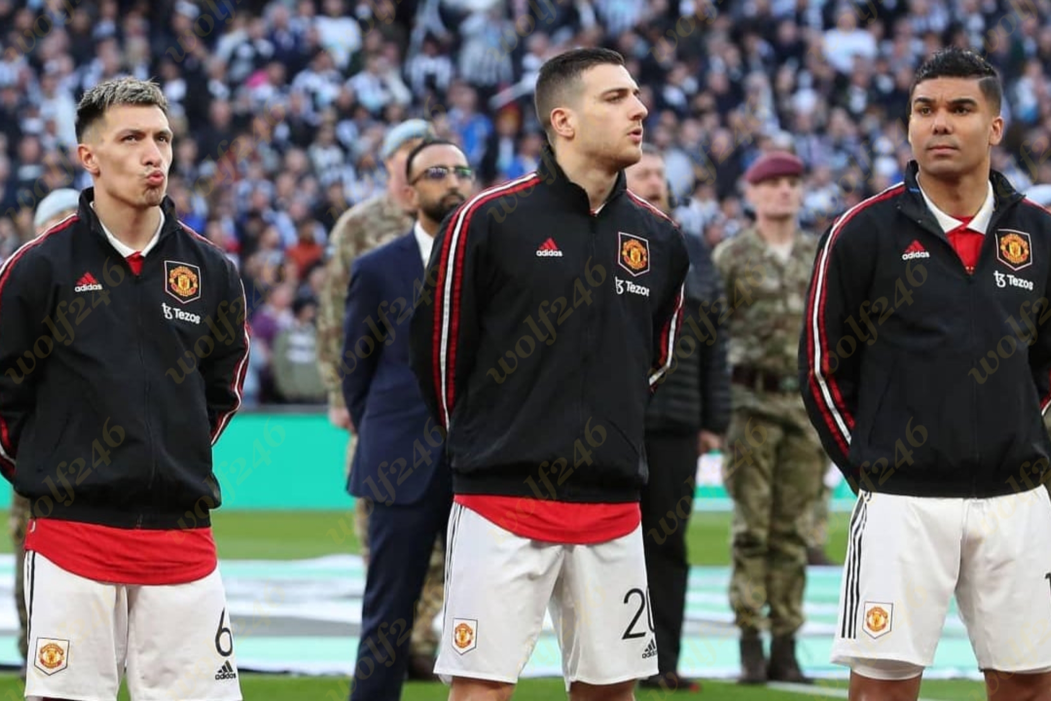 wolf246.co Cristiano Ronaldo បានសរសើរកីឡាករ Man Utd ចំនួន ៣នាក់ថាជាកីឡាករមានអាជីពល្អបំផុត