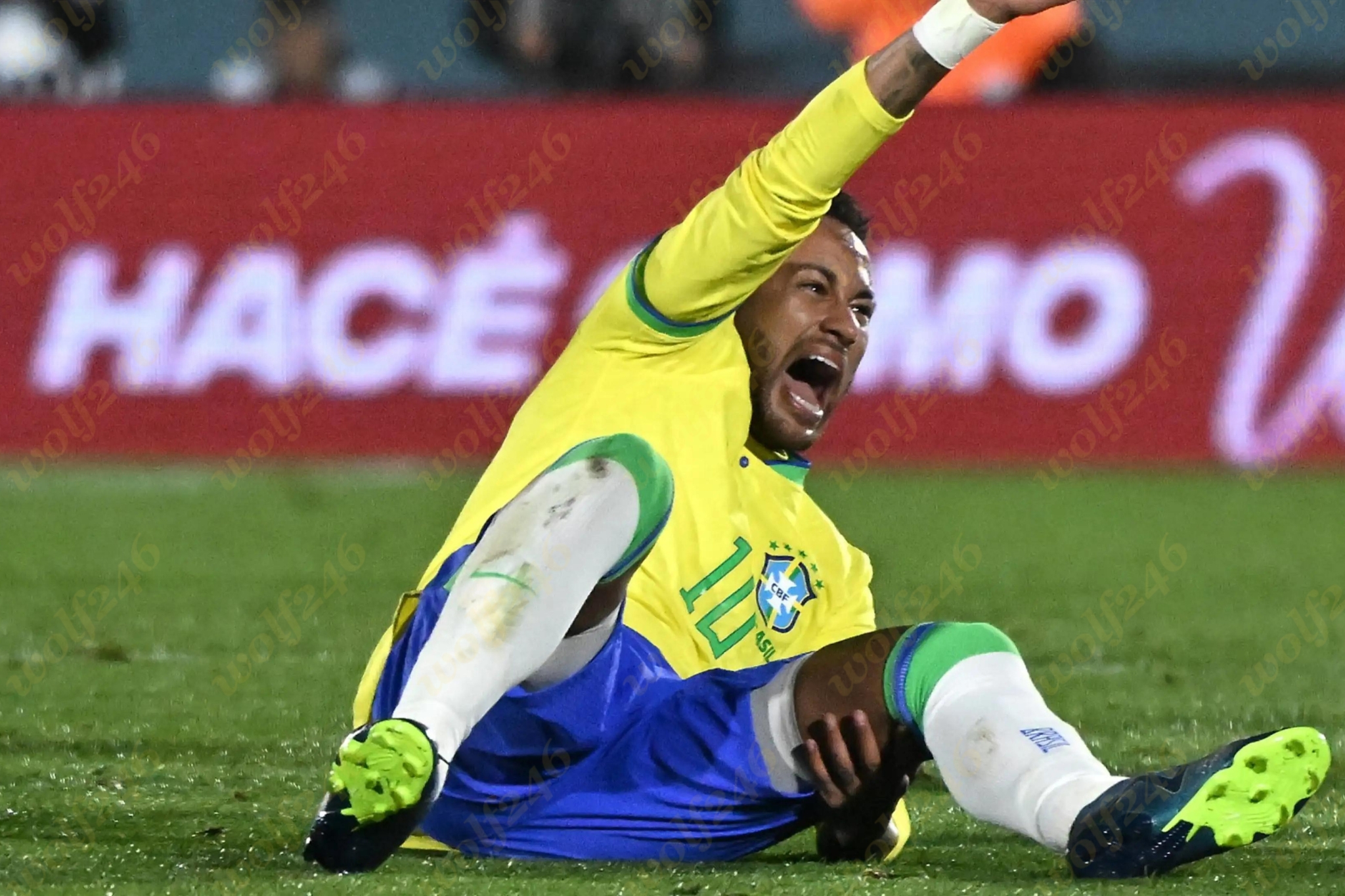 wolf246.co Neymar កំពុងតែឱ្យតម្រុយដល់ការត្រឡប់មកលើទីលានបាល់ទាត់វិញរបស់គេ