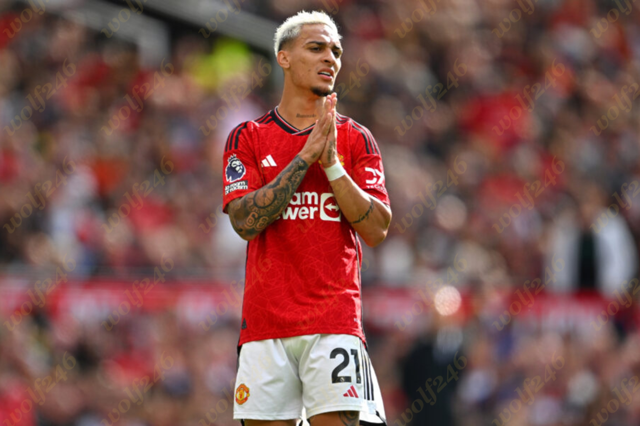 wolf246.co Antony បានបញ្ជាក់ច្បាស់ៗថាមិនចង់ដើរចេញពី Man UTD ឡើយ ទោះបីមិនសូវបានលេងក៏ដោយ