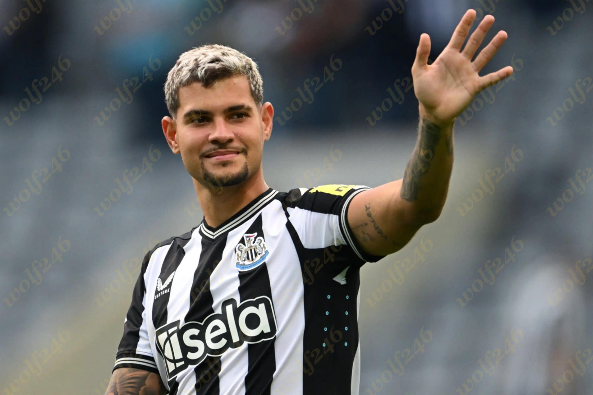 wolf246.co Newcastle បានប្រកាសដាក់លក់កីឡាករ ដែលជាគោលដៅធំរបស់ Man Utd និង Man City ហើយ