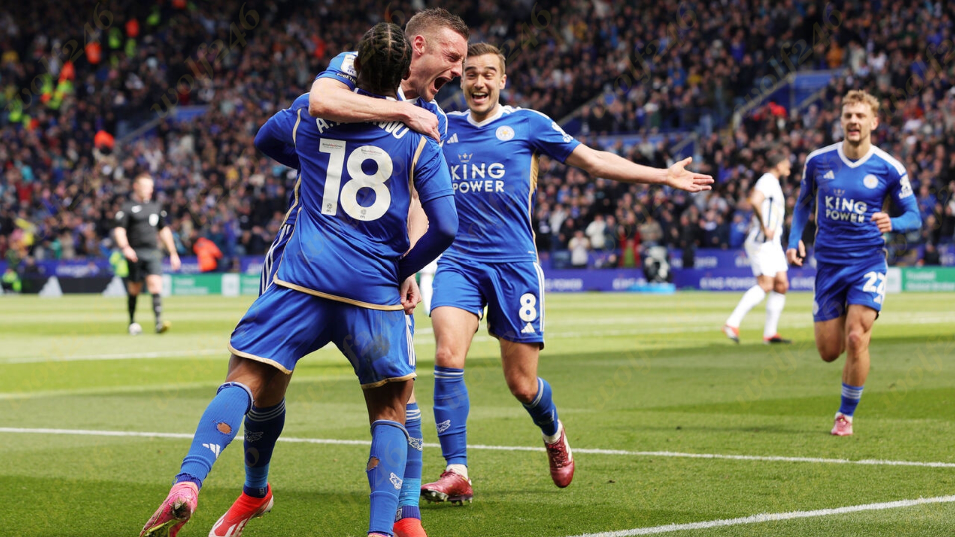 wolf246.co Leicester City បានវិលត្រលប់មកលេងនៅក្របខណ្ឌ Premier League ជាផ្លូវការណ៏វិញហើយ