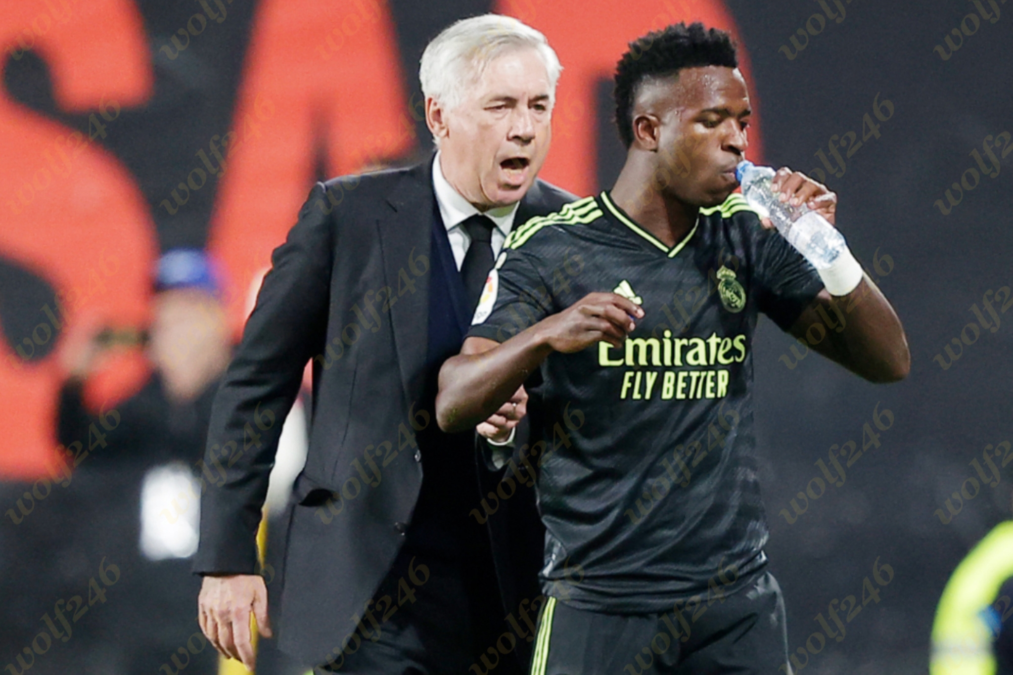 wolf246.co Ancelotti ឆ្លើយតបនឹងចចាមអារ៉ាមពាក់ព័ន្ធនឹងការចាកចេញរបស់ Vincius ដោយសារការរើសអើង