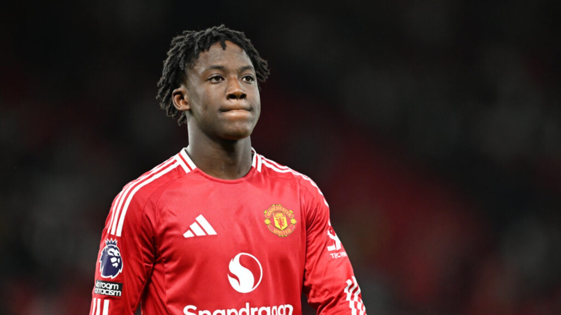 wolf246.co បីសាចក្រហម Man Utd បានដាក់តម្លៃកប់ពពក ខណៈ Chelsea កំពុងចាប់អារម្មណ៍ខ្សែបម្រើឆ្នើមម្នាក់