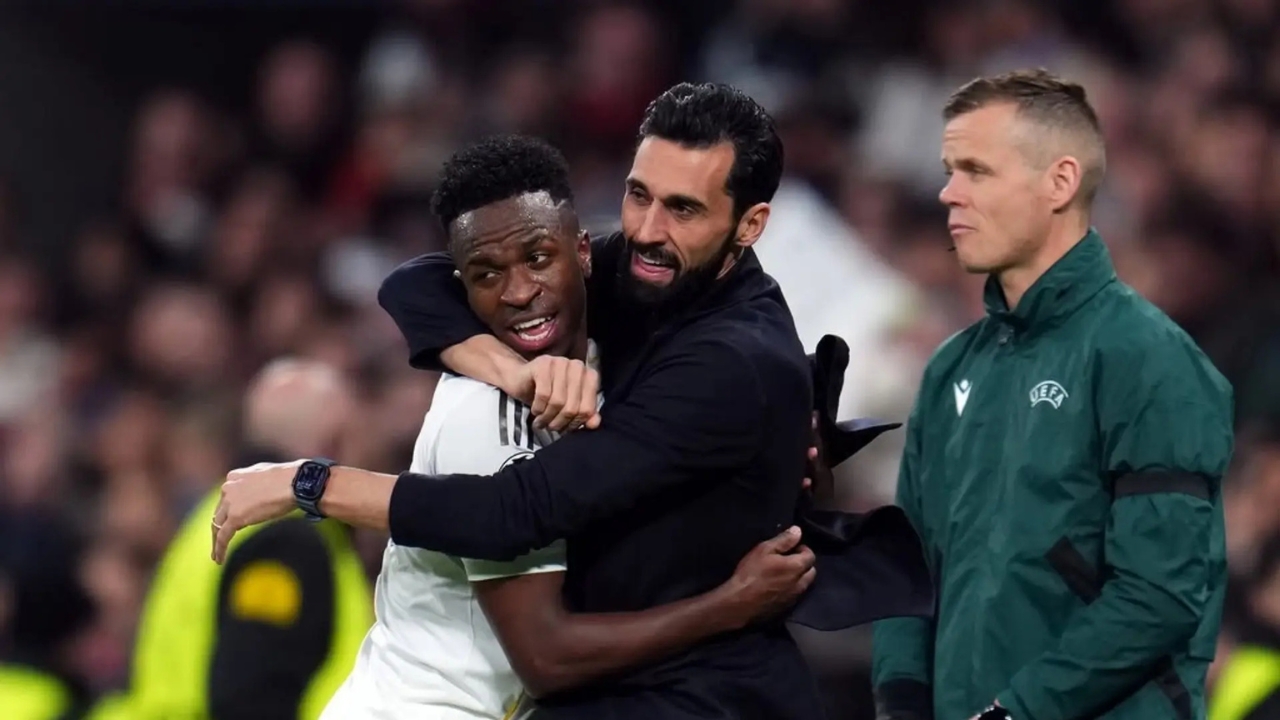 wolf246.co Alvaro Arbeloa សារភាពថា គាត់គ្មានអំណាចអ្វីទាំងអស់ក្នុងការចរចាកិច្ចសន្យារបស់ Real Madrid ជាមួយ Vinicius Jr