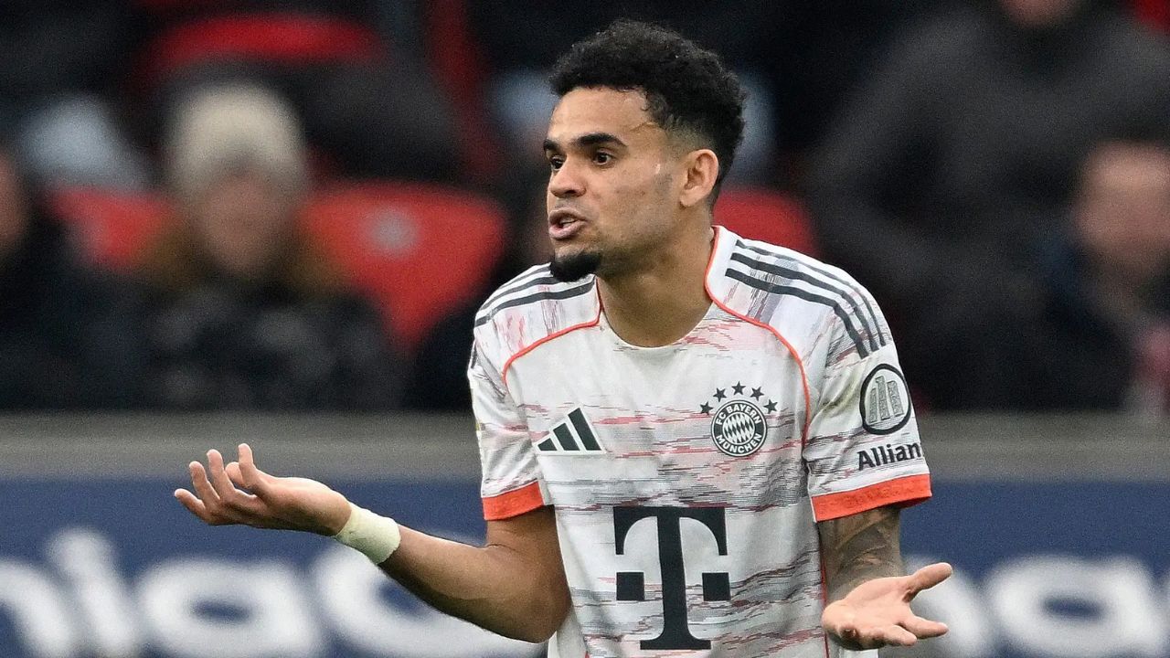 wolf246.co Luis Díaz ត្រូវព្យួរប្រកួត! អាជ្ញាកណ្តាលសារភាពថាខុស ប៉ុន្តែ DFB មិនលុបកាតក្រហម Luis Díaz ឲ្យ Bayern